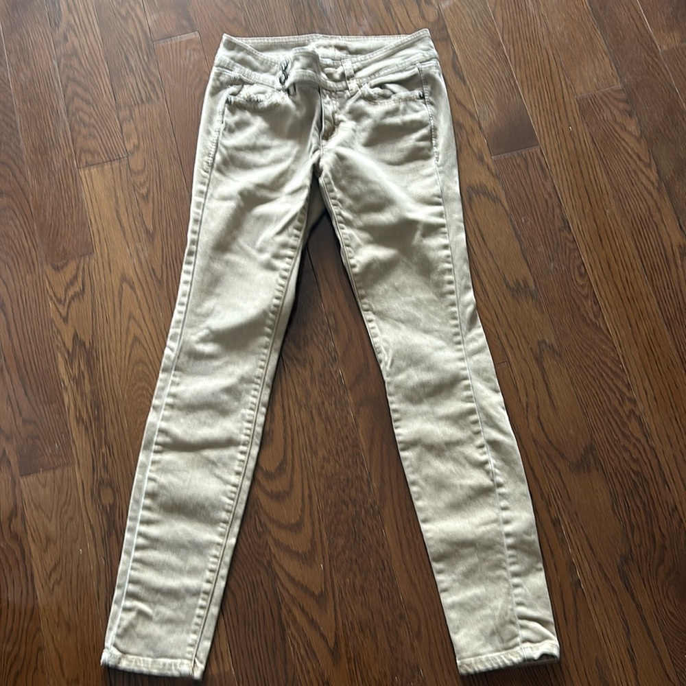 Cache Tan Embroidered Jeans - Size 0
